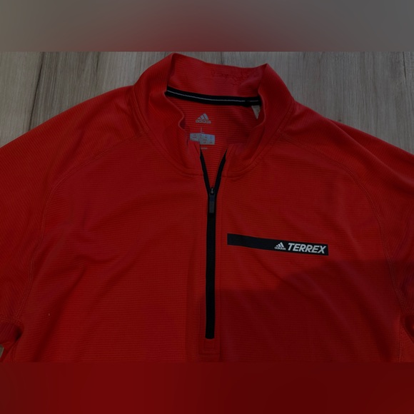 Men's Red Half-Zip Jacket / quarter zip long sleeve adidas terrex large - Picture 3 of 4